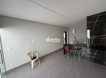 Casa · 125m² · 3 Quartos · 2 Vagas · Casa residencial com 3 quartos sendo 2 suítes disponível para locação e venda no bairro São Jorge em