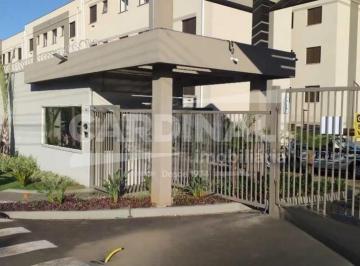 Apartamento · 50m² · 2 Quartos · 1 Vaga · Apartamento com ótima localização, próximo a escolas e creches.