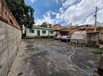 Casa · 200m² · 3 Quartos · 5 Vagas · Casa 3 Quartos com Barracão – Bairro Frei Leopoldo, Belo Horizonte