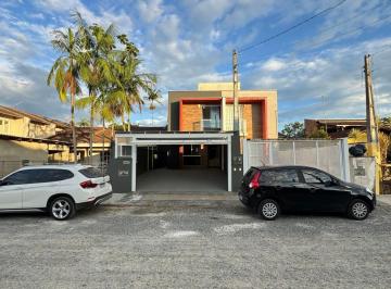 Casa · 101m² · 3 Quartos · 2 Vagas · Sobrado Geminado à Venda no Jardim Sofia – Joinville/SC