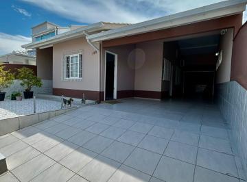 Casa · 142m² · 3 Quartos · 3 Vagas · Ampla Casa com Excelente Acabamento - Bairro Madri em Palhoça/SC