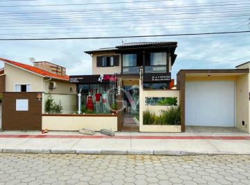 Casa · 208m² · 3 Quartos · 1 Vaga · Casa Sobreloja em Riachinho, Jaguaruna/SC
