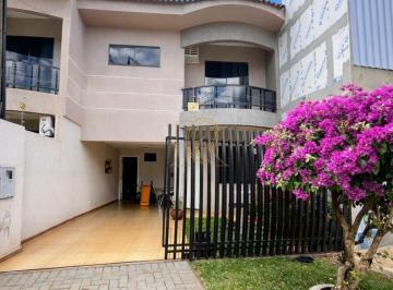 Casa · 120m² · 3 Quartos · 2 Vagas · Sobrado à venda no bairro Coqueiral - Cascavel/PR