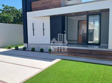 casa a venda alto padrão em Itaipuaçu 3 quartos piscina churrasqueira · Casa com 3 quartos à venda, 120 m² por R$ 894.000 - Itaipuaçu - Maricá/RJ