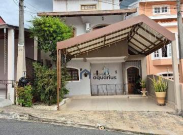 7a4c86ab0c1120ede3f4c2f01360b67e384a3fd1 · Casa com 4 dormitórios à venda, 178 m² por R$ 950.000 - Jardim Uirá - São José dos Campos/SP