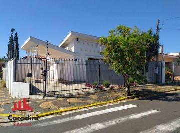 6d77ff0d93158ba699c3fe190186f748021cda52 · Casa com 2 dormitórios para alugar, 135 m² por R$ 3.609,00/mês - Vila Santa Catarina - Americana/SP