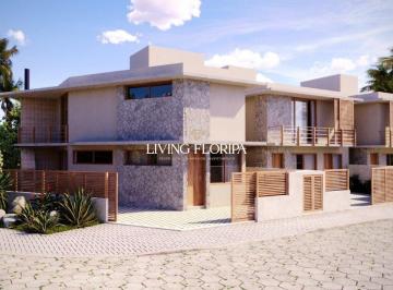 Casa · 137m² · 3 Quartos · Oportunidade para investidores com alta rentabilidade na Praia dos Açores - Florianópolis, SC