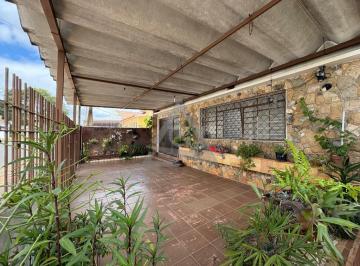 Casa · 318m² · 3 Quartos · 2 Vagas · Casa à venda em Campinas, Jardim Bela Vista, com 3 quartos, com 318 m²
