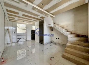 Casa · 60m² · 2 Quartos · 1 Vaga · Casa geminada duplex com entrada independente no Bairro Jadim Leblon.