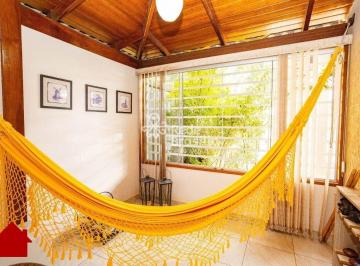 Casa · 240m² · 4 Quartos · 4 Vagas · QE 34 | Casa Térrea - 4 Quartos sendo 1 suíte - Armários Planejados - DCE - Churasqueira - Guará  II