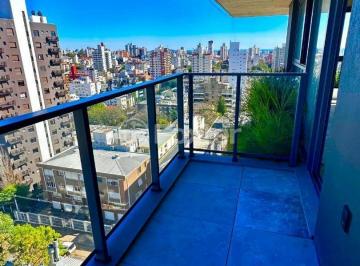 3945027e · Apartamento, 2 dormitórios, 117.48 m², em Petrópolis