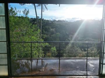 Casa de 2 quartos, Brasília · Casa Estilo Galpão com Vista Permanente para a Mata e Ampla Área Projetos Autorais. Terreno 1493m2