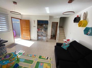 Casa · 70m² · 2 Quartos · Sobrado com 2 quartos à venda em Tremembé - SP