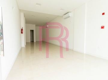 Comercial · 47m² · Sala comercial para locação em Balneário Camboriú.