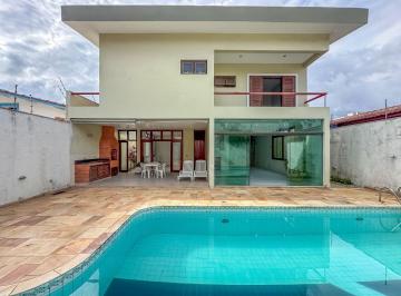 Casa de 4 quartos, Itanhaém · Linda Casa no melhor de Itanhaém