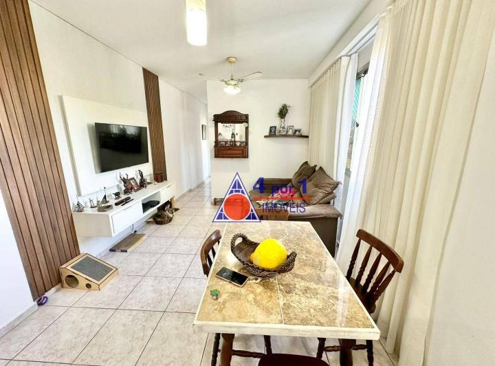 Foto do imóvel - Ótimo apartamento de 2 quartos, decorado a fino gosto, com sala, varanda banheiro, cozinha.