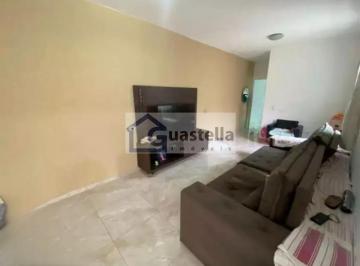 Casa · 200m² · 4 Quartos · 2 Vagas · Sobrado à Venda no Jardim Independência, SBC – 4 Dorms, 200m²