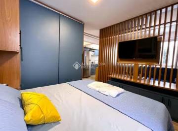 Apartamento · 34m² · 1 Quarto · 1 Vaga · Stúdio no centro.