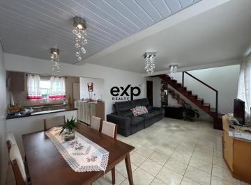 Casa · 124m² · 3 Quartos · 2 Vagas · À VENDA - Belíssimo Sobrado em Região Alta e Muito Valorizada de Campo Largo