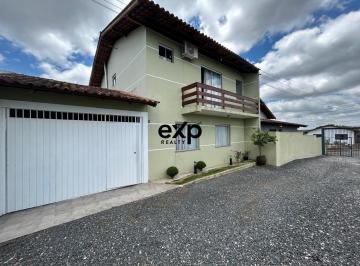 Casa · 124m² · 3 Quartos · 2 Vagas · À VENDA - Belíssimo Sobrado em Região Alta e Muito Valorizada de Campo Largo