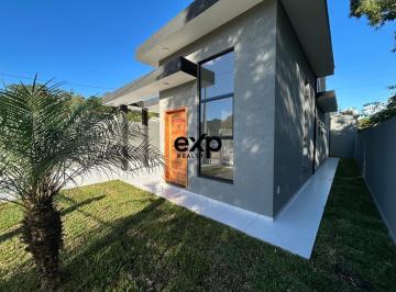 Casa · 67m² · 3 Quartos · 3 Vagas · Casa à Venda a 2 Minutos do Centro de Campo Largo - Localização Privilegiada