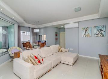 Apartamento · 167m² · 4 Quartos · 2 Vagas · Cobertura à venda no Centro em Balneário Camboriú.