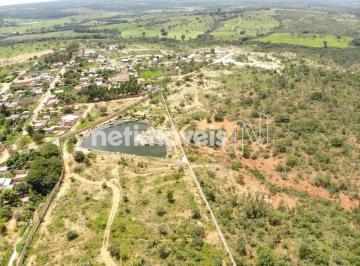 Terreno · 3898m² · Terreno com Poço Artesiano e Lago – Forte Vocação Comercial em Curvelo