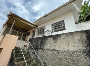 Casa · 210m² · 7 Quartos · 10 Vagas · Oportunidade - 3 casas a venda no Centro de Niterói