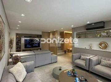 Casa · 198m² · 3 Quartos · 4 Vagas · Sobrado Residencial com 3 suítes em Nova Petrópolis, São Bernardo do Campo – Financia