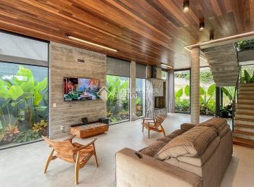 Casa · 492m² · 5 Quartos · 4 Vagas · Casa com 492m2, em Condominio fechado no Campeche, Florianopolis/SC