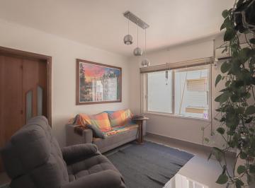 Apartamento · 4181m² · 1 Quarto · Apto 01 quarto todo reformado no bairro Floresta Porto Alegre/RS