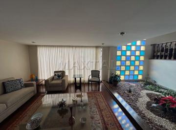 Casa · 342m² · 3 Quartos · 5 Vagas · Casa de Condomínio no Jardim São Bento, com 3 quartos, 3 salas, 5 banheiros e 5 vagas de garagem.