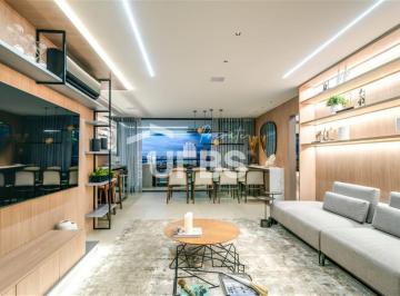 Apartamento · 171m² · 3 Quartos · 3 Vagas · Excelente apartamento no Setor Bueno, 3 suítes mais lavabo, com 3 garagens cobertas e individuais. E