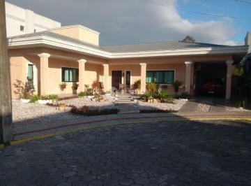 g1_6326_109817_2347_040226.jpg · CASA EM CONDOMÍNIO FECHADO EM PIÇARRAS