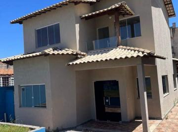 Casa · 144m² · 4 Quartos · 5 Vagas · Casa à venda no bairro Europa, com 366m², 4 quartos e 5 vagas de garagem, por R$980.000,00.