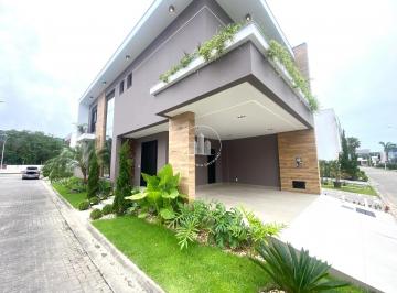 Casa · 180m² · 3 Quartos · 2 Vagas · Casa Alto Padrão de 3 dormitórios no Bairro Deltaville