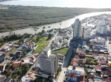 Apartamento · 84m² · 3 Quartos · 1 Vaga · Apartamento 3 Quartos com 1 Suíte - Centro Biguaçu