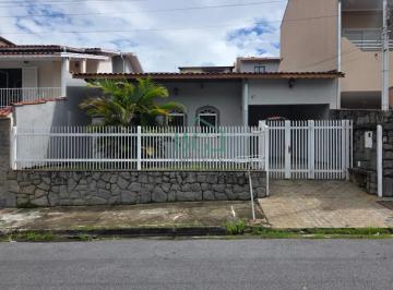 FACHADA · Excelente casa á venda de 188,48m² no bairro Jardim Centenário em Poços de Caldas MG.