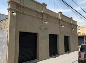Comercial · 32m² · Salão Comercial para Alugar no Bairro Vila Tibério, em Ribeirão Preto