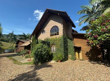 Rural · 2360m² · 2 Quartos · 1 Vaga · Conforto e natureza em sítio mobiliado no bairro Kasperreit