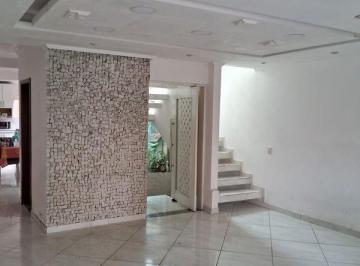 img0 · Casa com 3 Quarto(s) e 3 banheiro(s) para Alugar, 105 m² por R$ 5000 / Mês