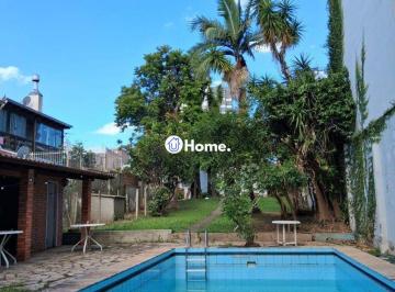 Casa · 214m² · 4 Quartos · 2 Vagas · Casa com piscina 4 quartos e 2 vagas no Bairro Jardim Itu