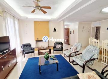 Casa · 200m² · 4 Quartos · 3 Vagas · Casa com 4 dormitórios, piscina, 4 vagas, no bairro Teresópolis, Porto Alegre,RS