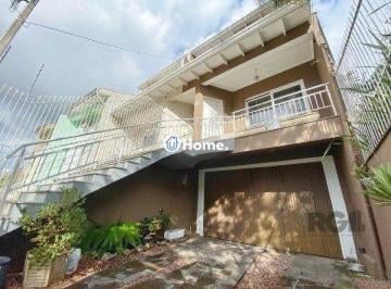 Casa · 182m² · 3 Quartos · 2 Vagas · Vende-se belo sobrado com 3 quartos com suíte e 3 vagas cobertas - 182m² - Vila