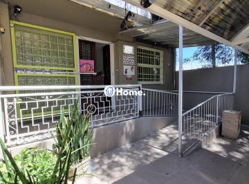 Comercial · 66m² · 5 Quartos · 1 Vaga · Comercial à venda - em Menino Deus