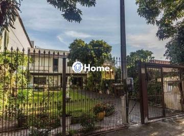 Casa · 251m² · 5 Quartos · 4 Vagas · Casa 250m² - 5 dormitórios, 2 suítes e 4 vagas no bairro Santa Maria Goretti