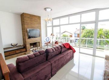 Casa · 300m² · 3 Quartos · 4 Vagas · Casa para Venda - 300m², 3 dormitórios, sendo 1 suites, 4 vagas - Teresópolis