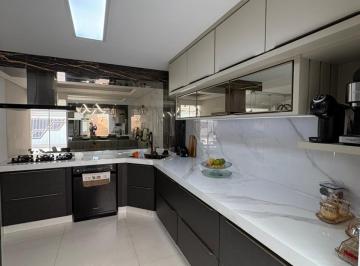 Casa · 260m² · 4 Quartos · 2 Vagas · Casa à venda no bairro Jardim Guanabara - Jundiaí/SP