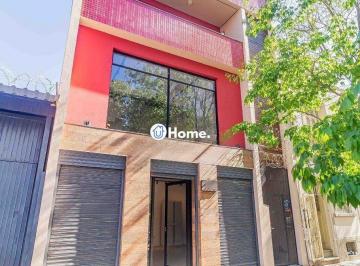 Comercial · 200m² · 3 Quartos · 1 Vaga · Prédio Comercial á venda com 2 salas e terraço no bairro Menino Deus