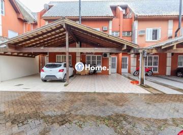 Casa · 140m² · 3 Quartos · 2 Vagas · Casa de condomínio, 3 dormitórios, 1 suíte e 2 vagas cobertas no bairro Teresópo